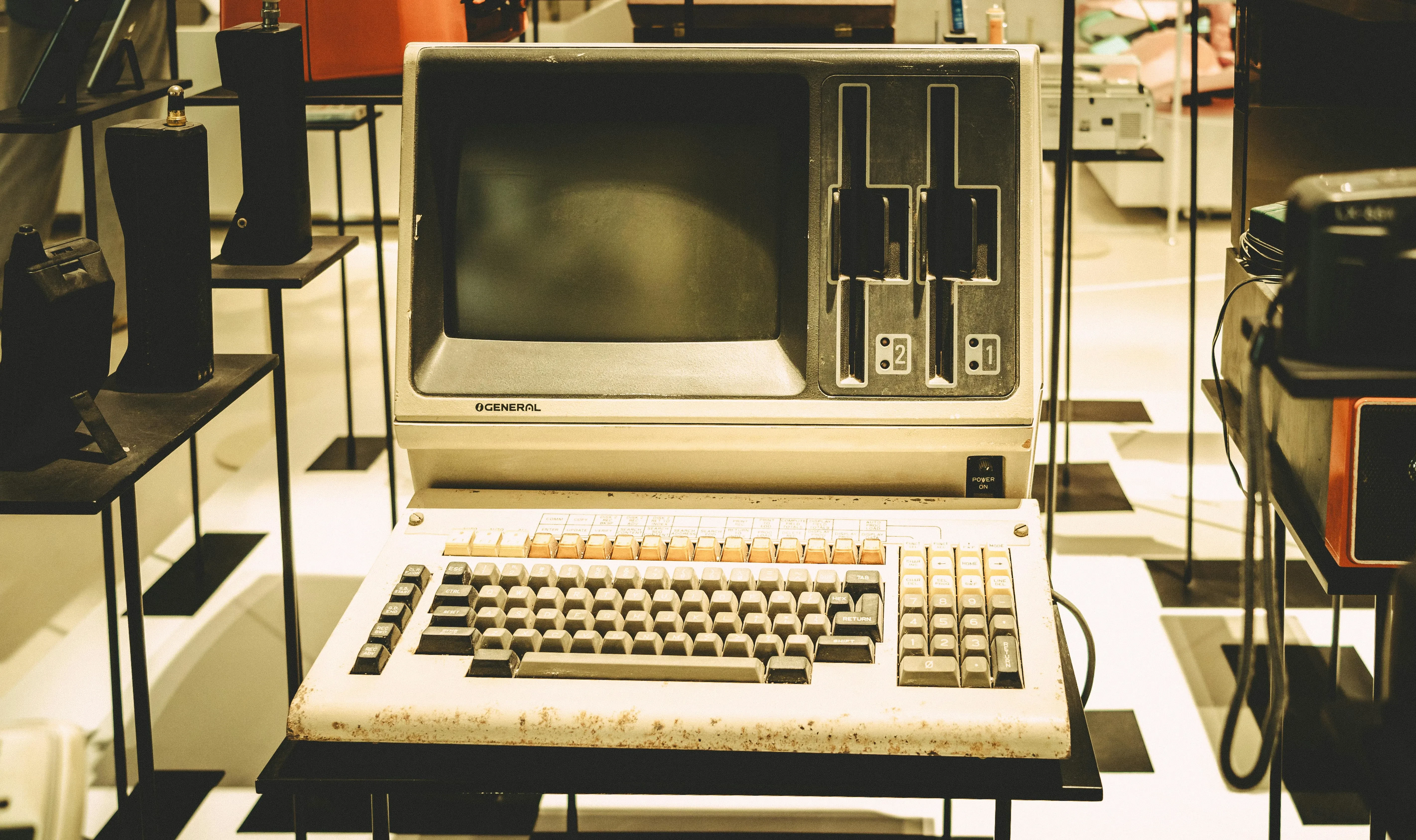 Retro computer